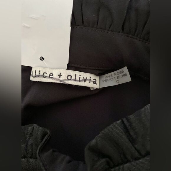 Alice + Olivia  Jorah Short-Sleeve Jumpsuit size 12 - Picture 16 of 16